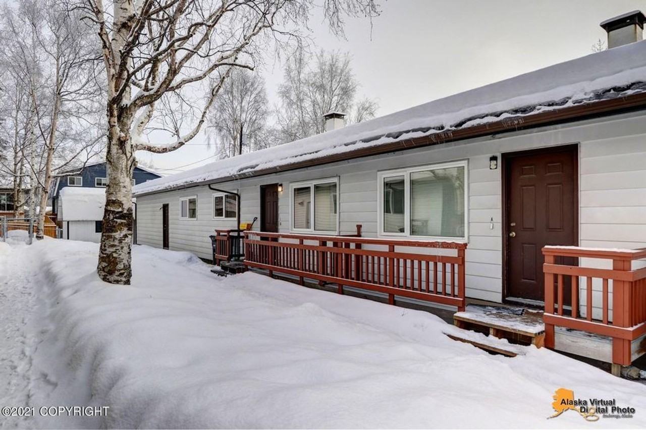 3719 Williams St #B - Photo 2 of 23