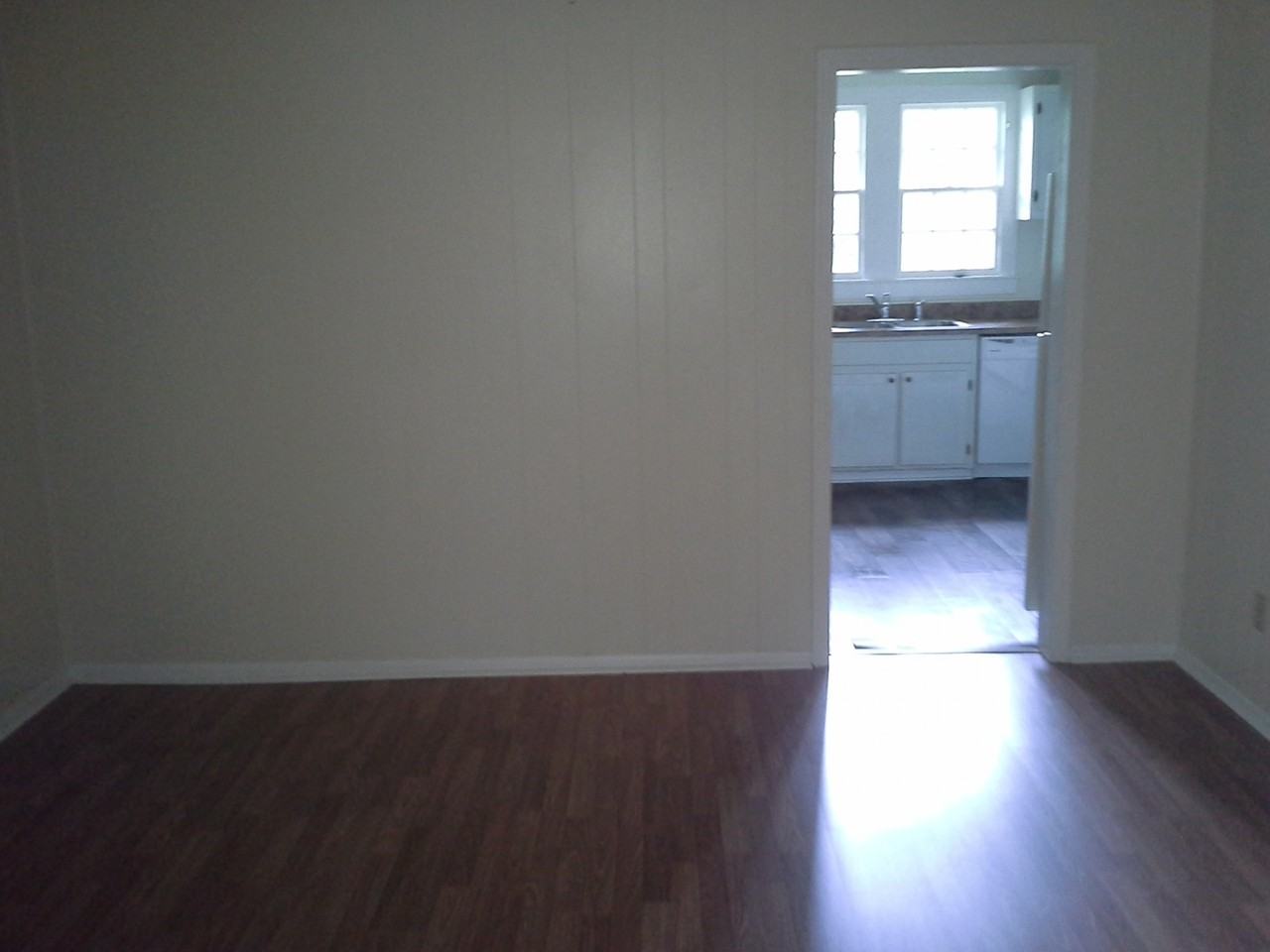 1007 Marvin Ave - Photo 3 of 8