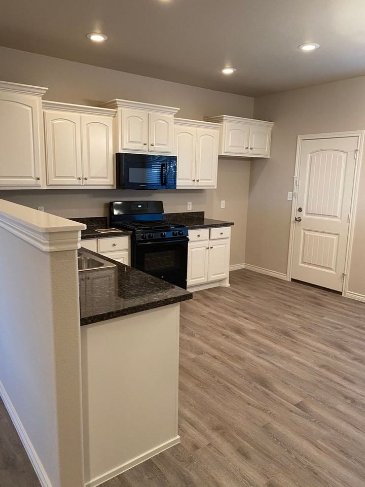 1704 99th Pl - Photo 7 of 50