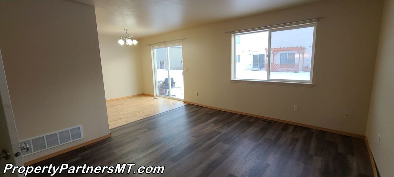 892 N River Rock Dr - Photo 2 of 14