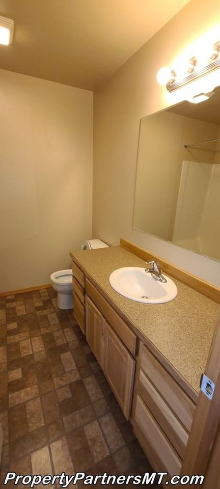 892 N River Rock Dr - Photo 7 of 14