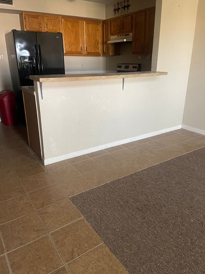 921 Bruce Way - Photo 3 of 12