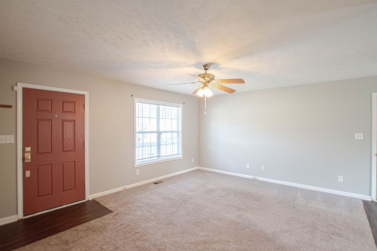 1481 Mcclardy Rd - Photo 2 of 14