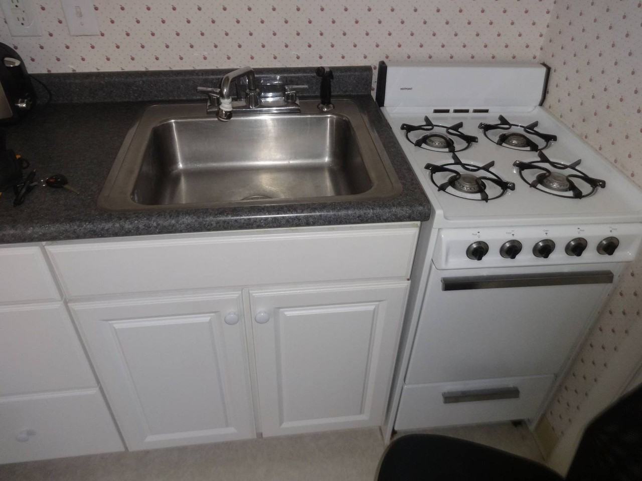 2432 Arlington Blvd #C6 - Photo 6 of 15