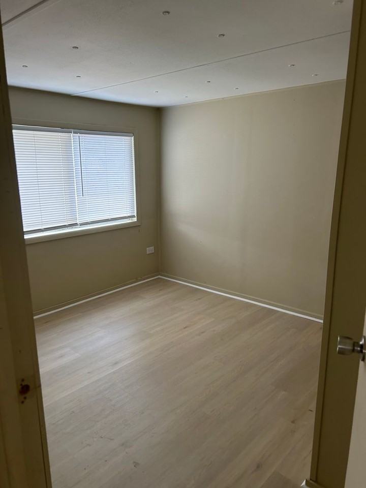 1505 Goodyear Ave #17 - Photo 2 of 5