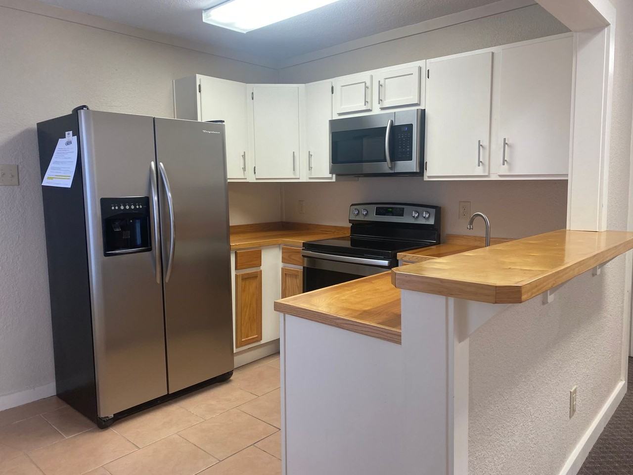 1305 S 21st St - Photo 4 of 13