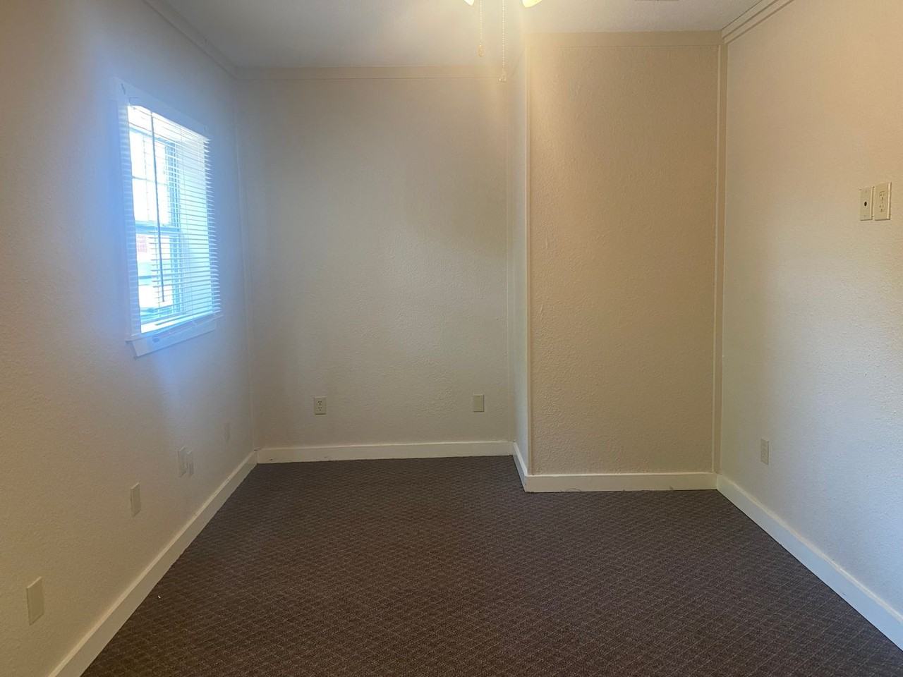 1305 S 21st St - Photo 7 of 13