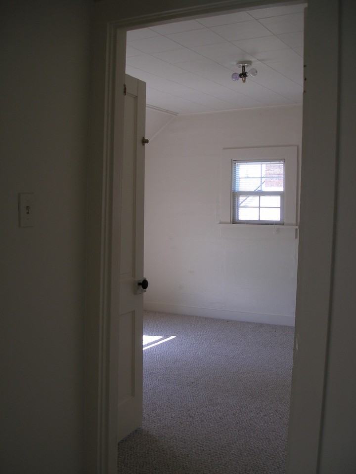 2706 Humboldt St - Photo 7 of 24