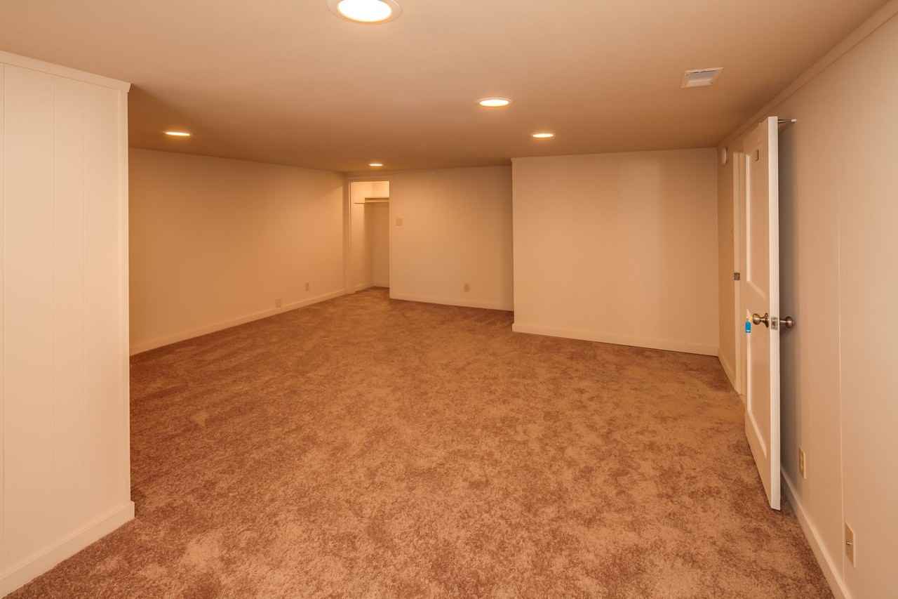 3401 Byron St - Photo 7 of 17