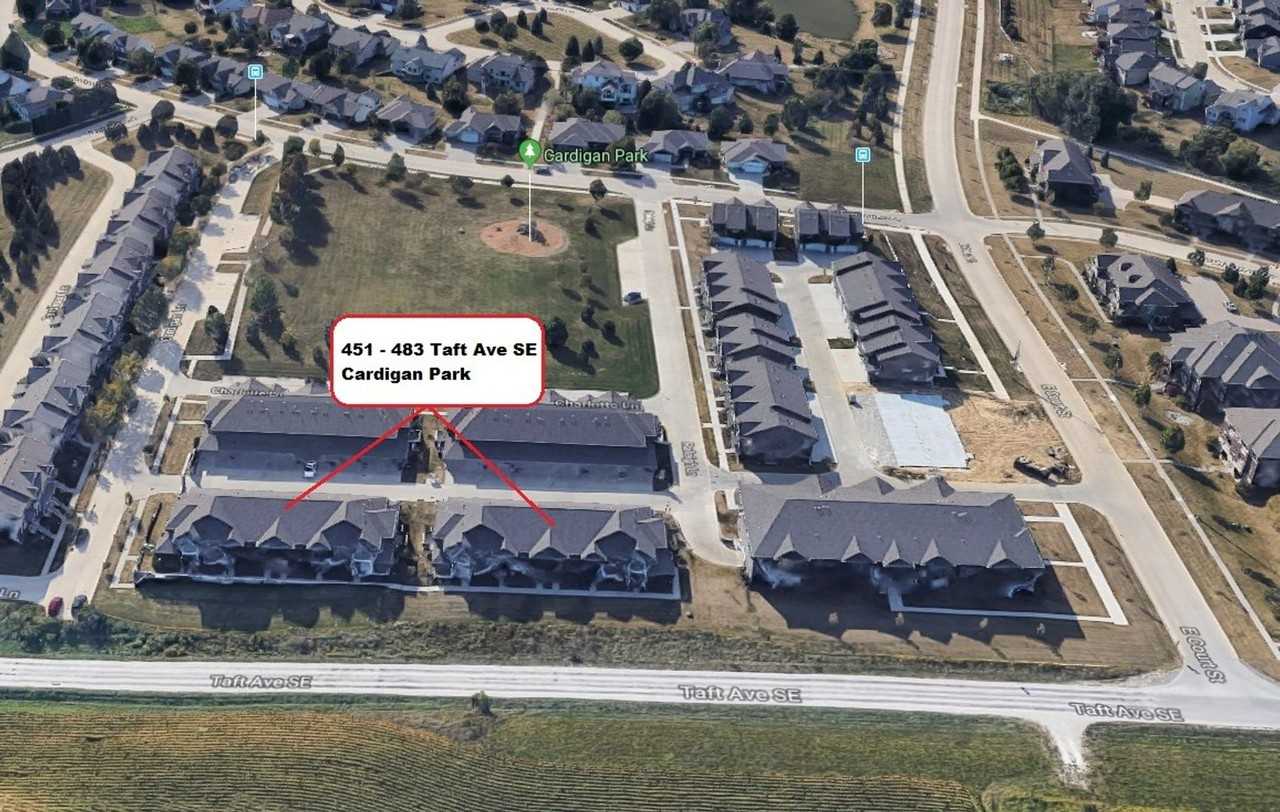 459 Taft Ave Se - Photo 2 of 35