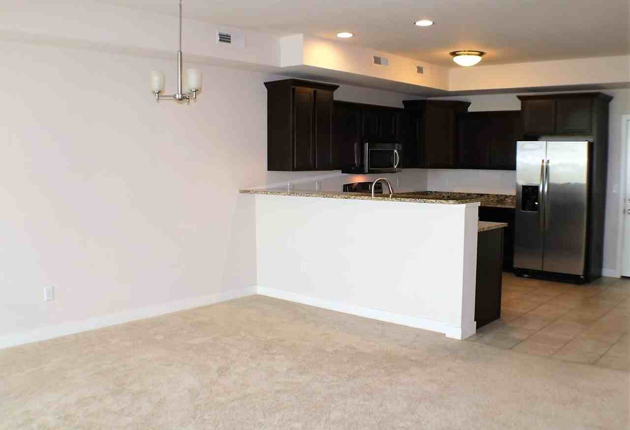 459 Taft Ave Se - Photo 3 of 35