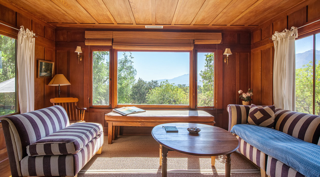 1420 Mcandrew Rd - Photo 3 of 26