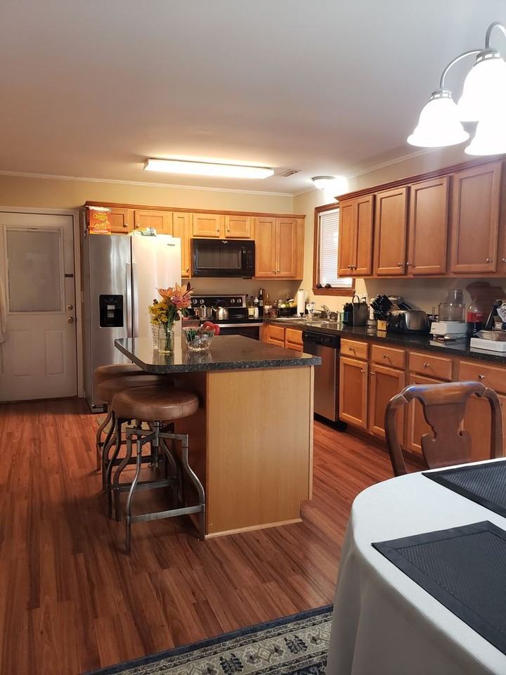 1219 Mathis Ferry Rd - Photo 2 of 16