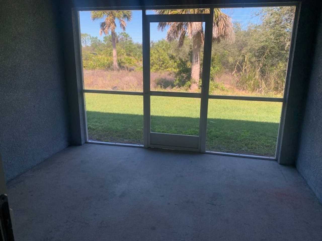 13284 Blytheville Ave - Photo 4 of 20