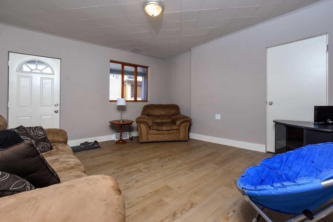 116 S 12th St - Photo 5 of 18