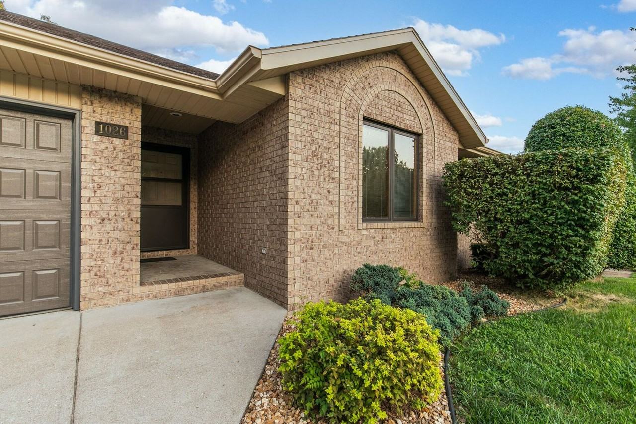 1026 S Karla Ave - Photo 4 of 25