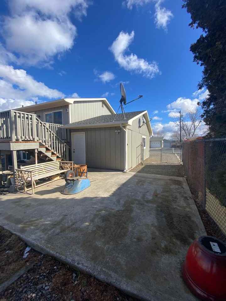 2542 Stafford Dr - Photo 7 of 16