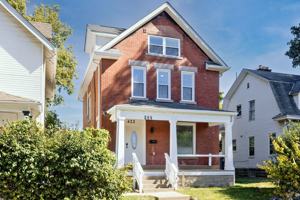 featured image of 422 E 15th Ave