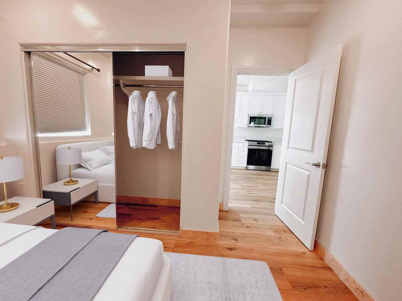 618 Sunset Dr - Photo 4 of 9