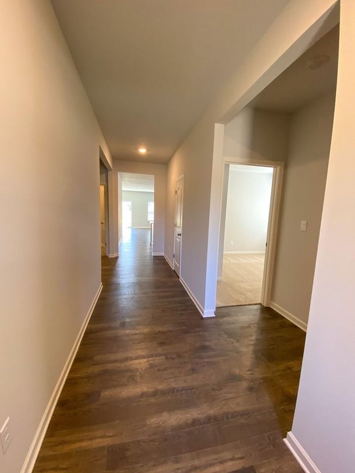 185 Daisy Dr - Photo 2 of 23