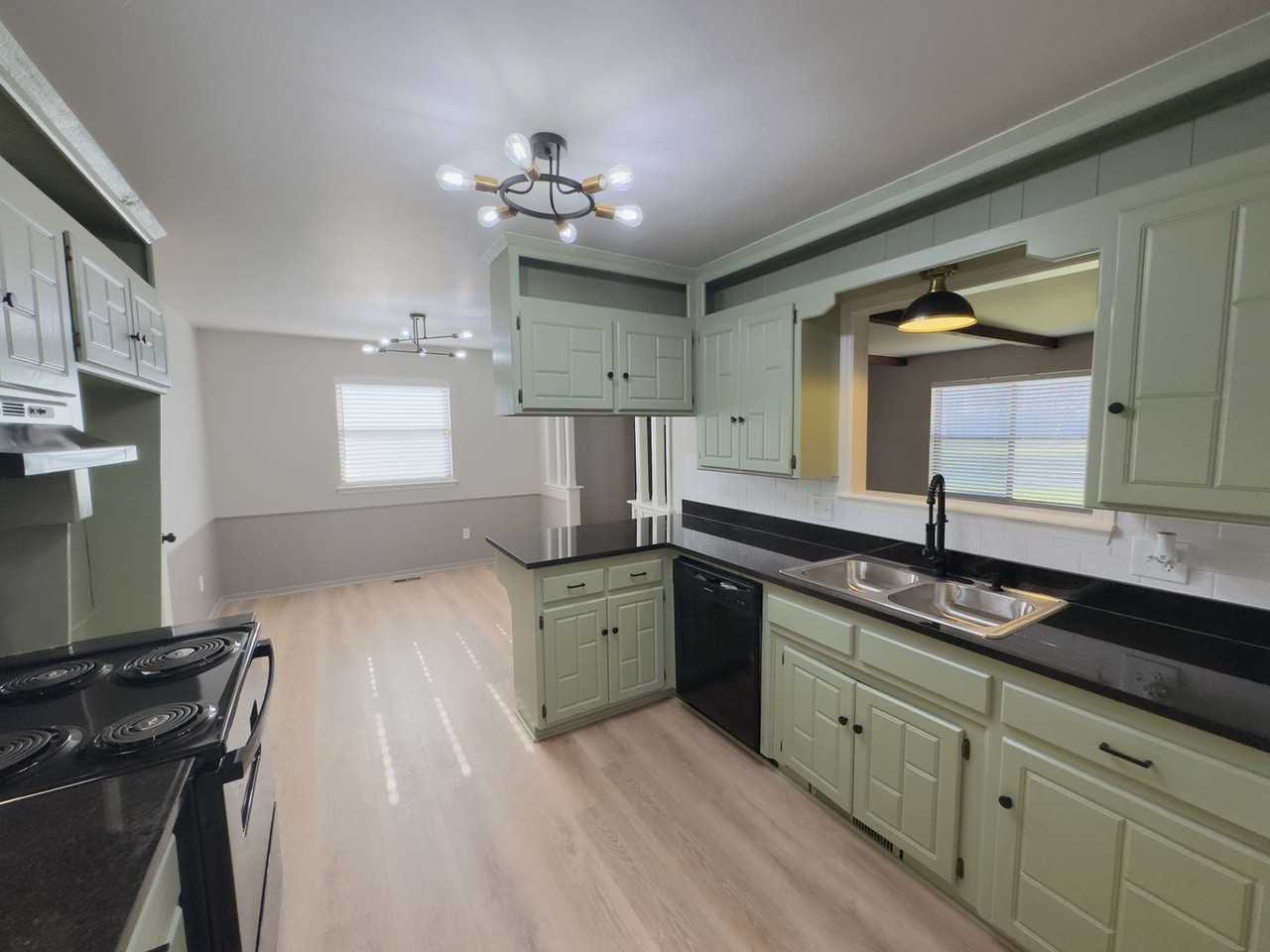 7028 Elk Canyon Rd - Photo 4 of 28