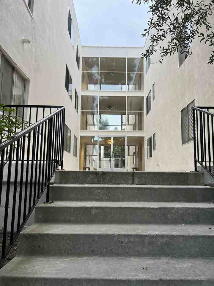5700 Ravenspur Dr #209 - Photo 4 of 29