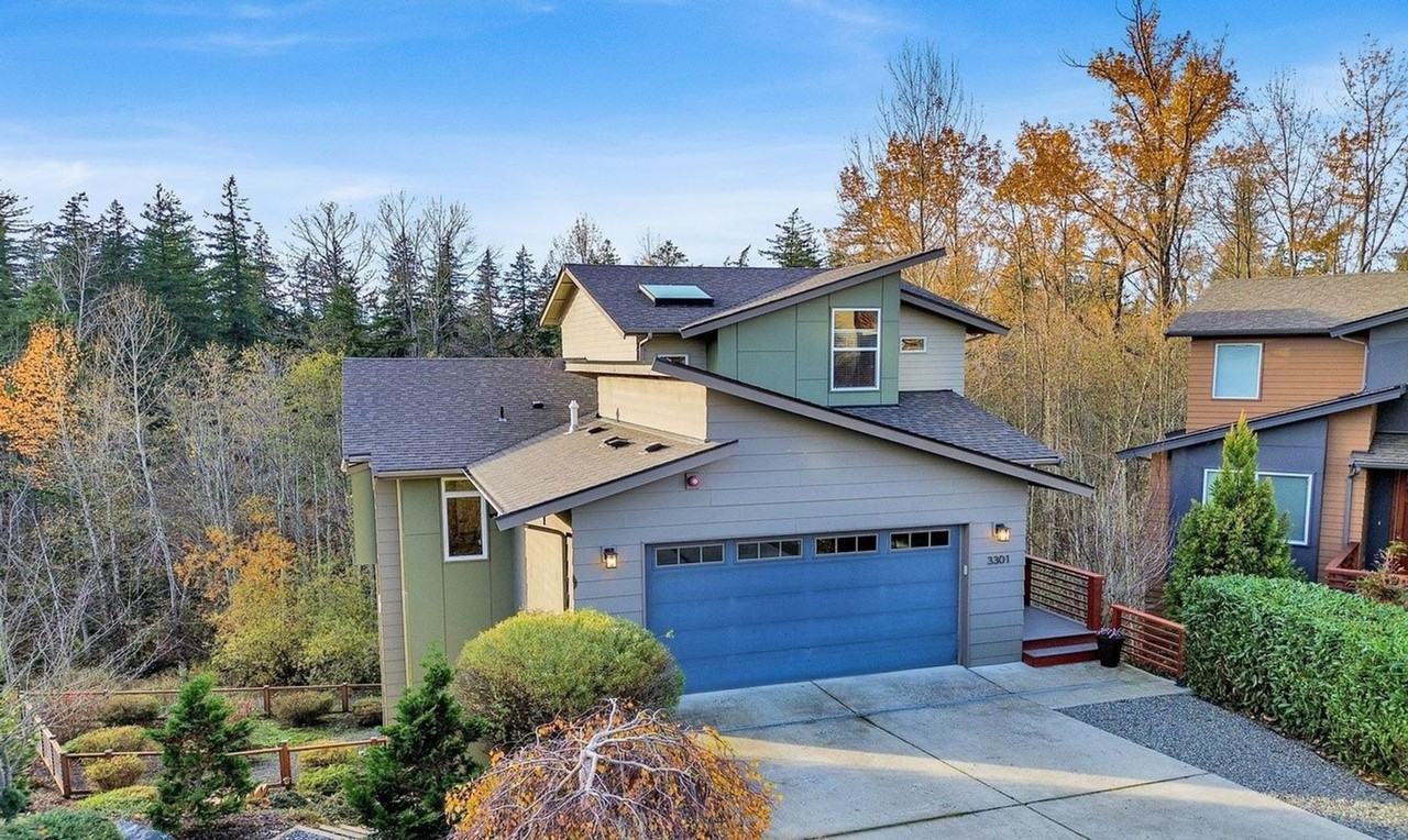 3301 Sydney Ct - Photo 3 of 23