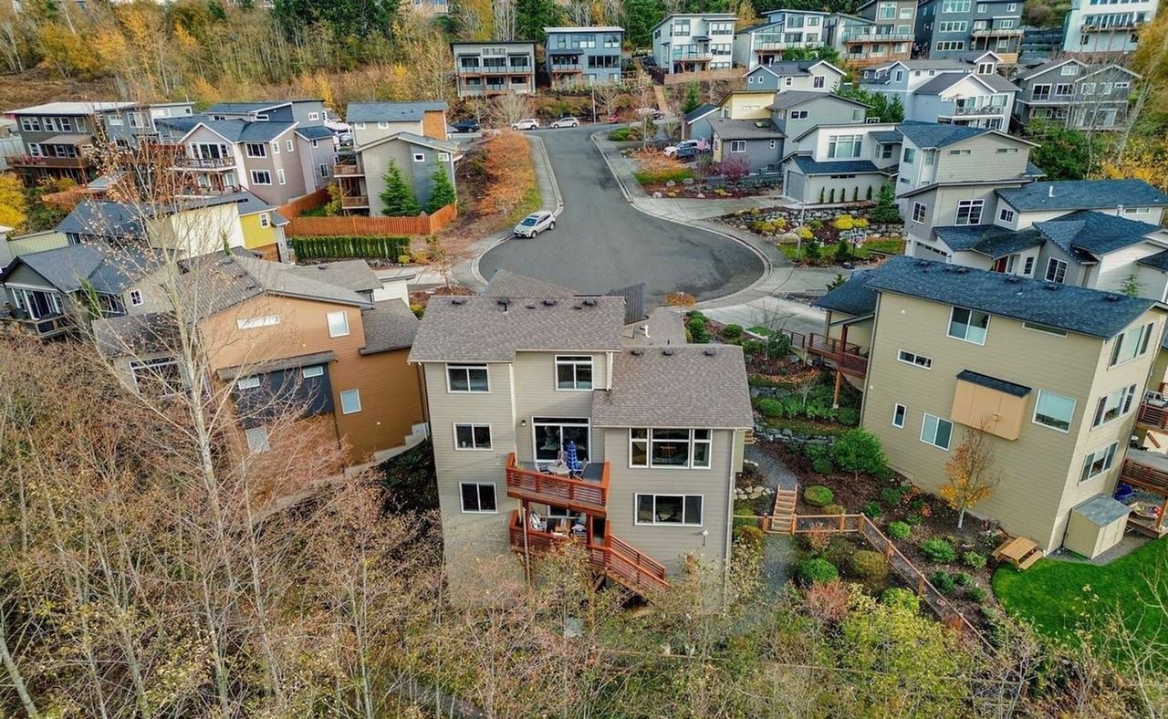 3301 Sydney Ct - Photo 4 of 23