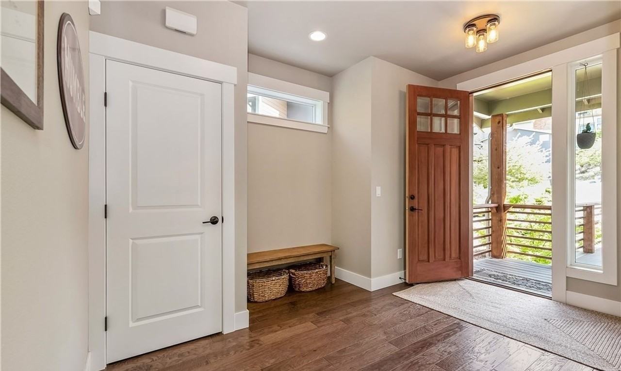 3301 Sydney Ct - Photo 5 of 23