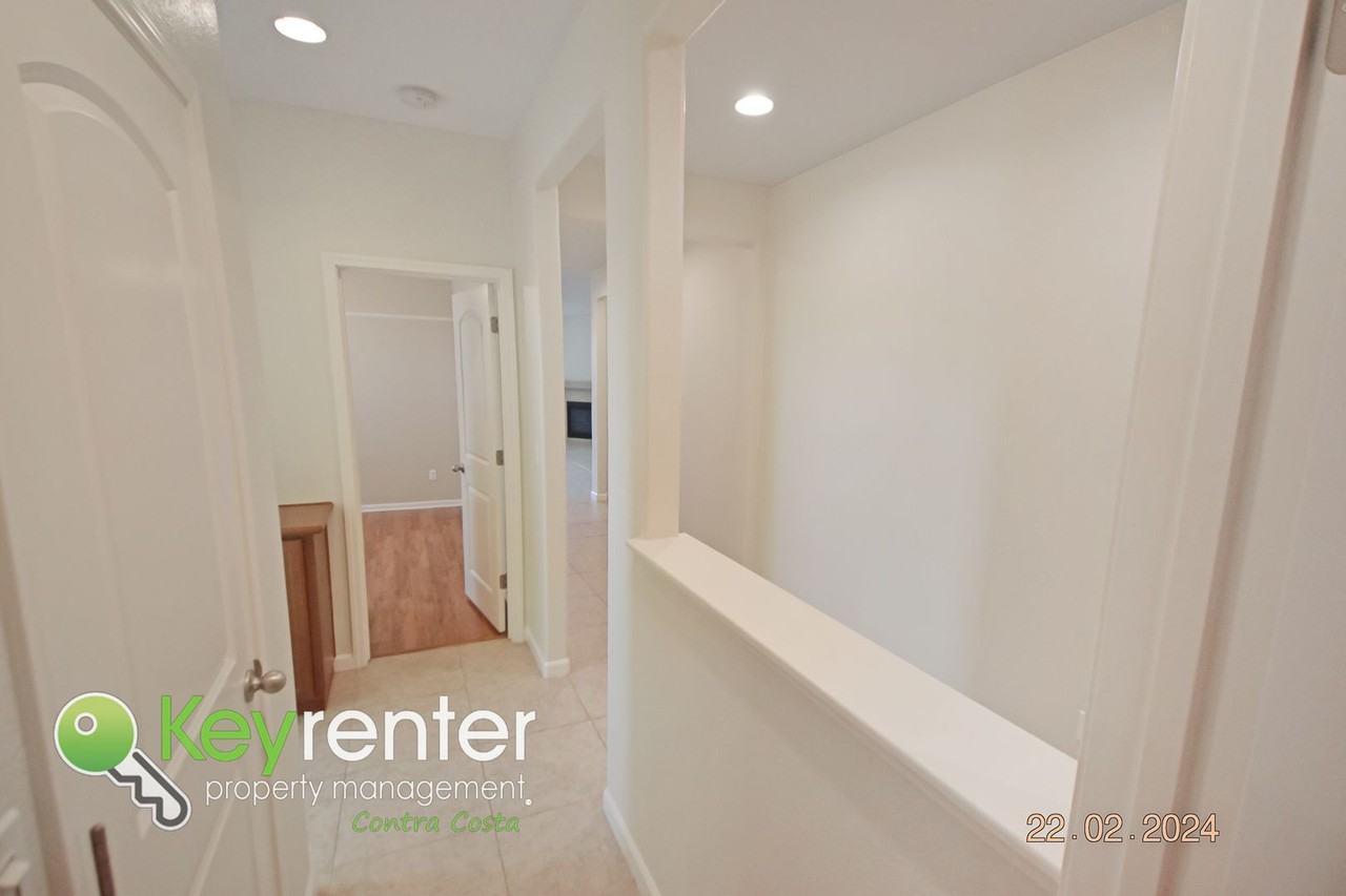 7072 Westminster Ct - Photo 7 of 29