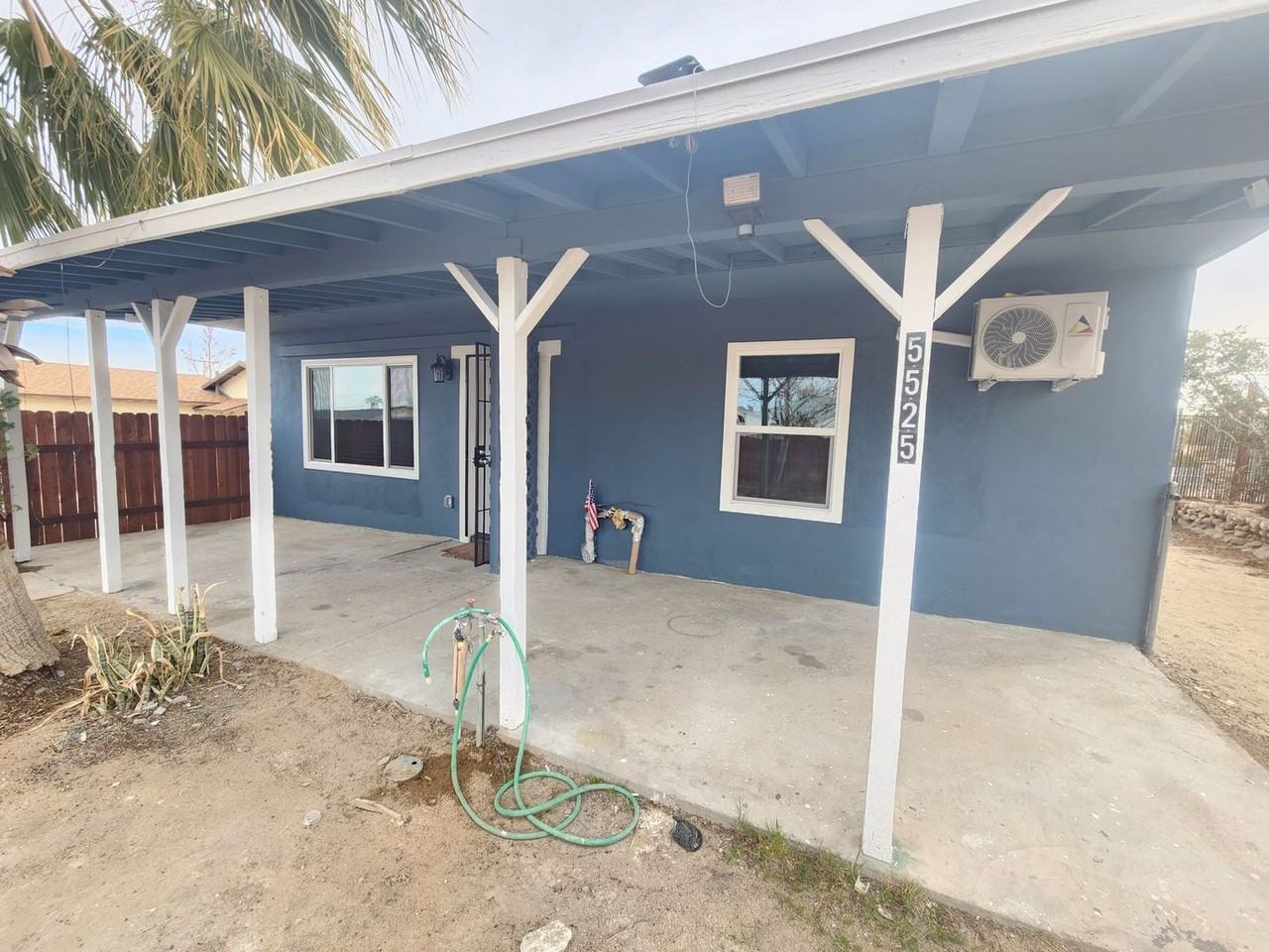 5525 Mariposa Ave - Photo 3 of 15