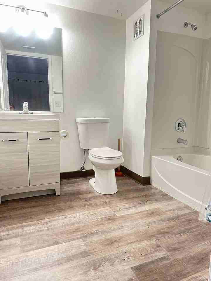 6850 Sharlands Ave - Photo 5 of 10