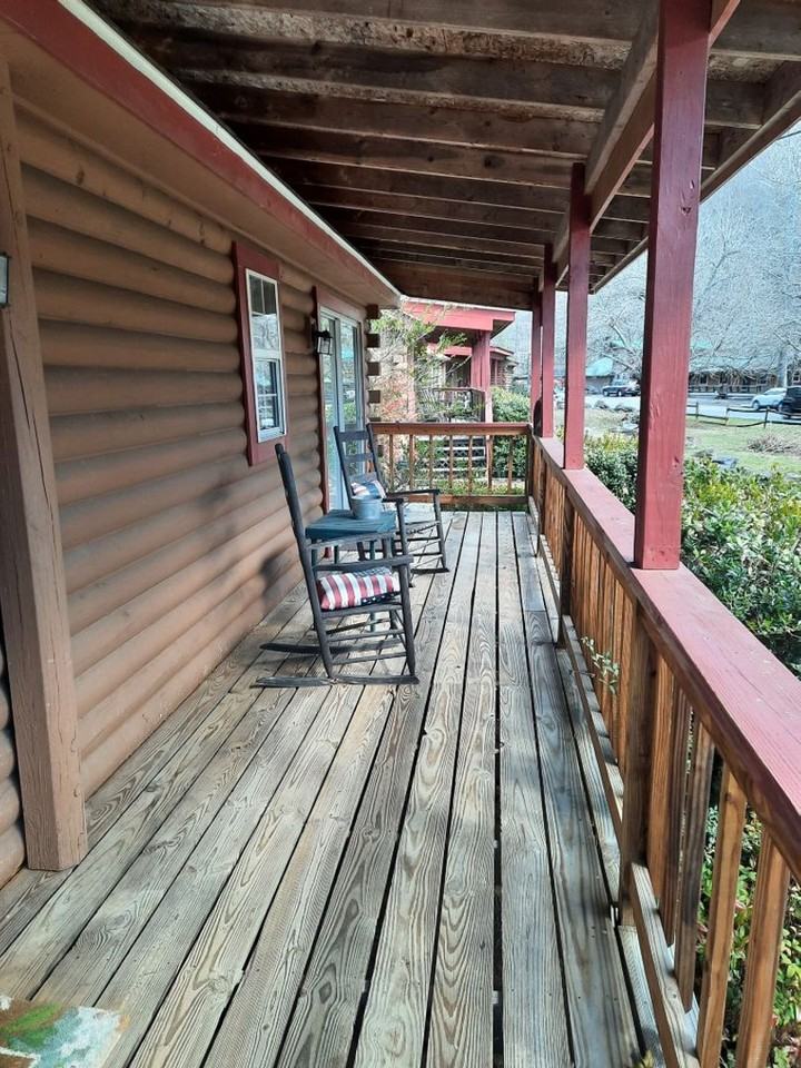 1752 Birdtown Rd - Photo 2 of 14