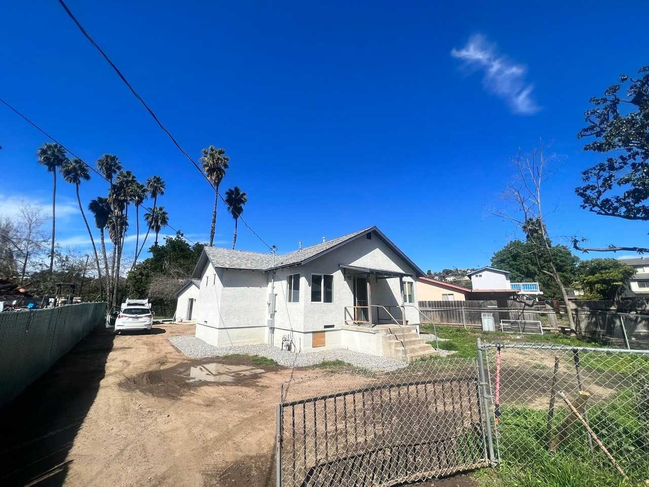 8868 Troy St - Photo 6 of 21