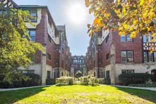 1649 W Touhy Ave #1S - Photo 1 of 1