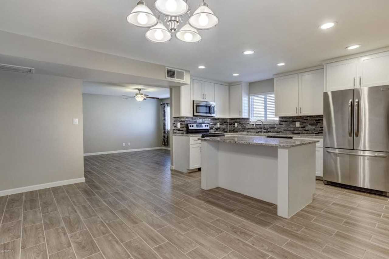 1527 W Huntington Dr - Photo 2 of 23