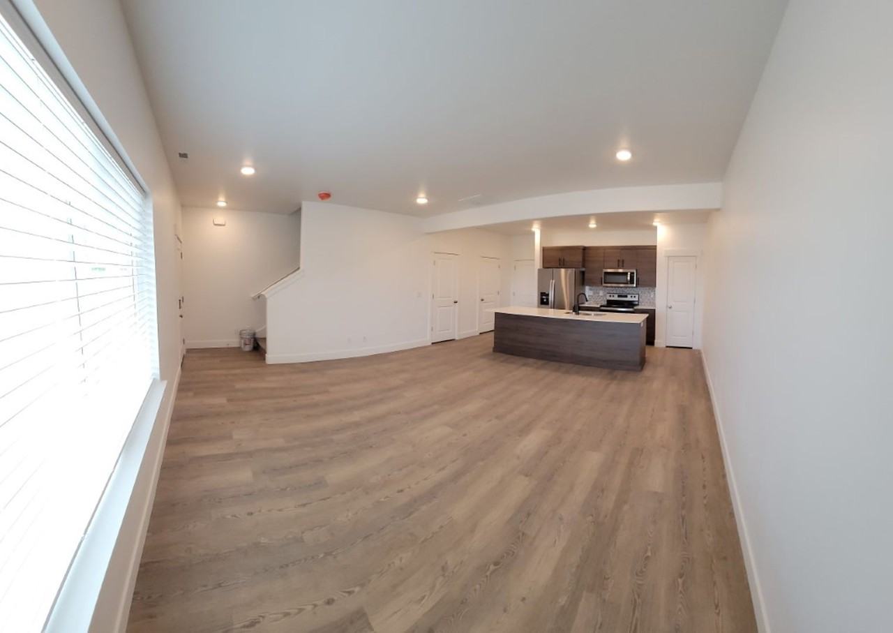 651 S 2400 W #21101 - Photo 4 of 18