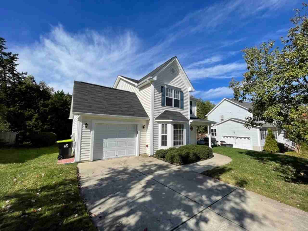 433 Holly Thorn Trce - Photo 5 of 31