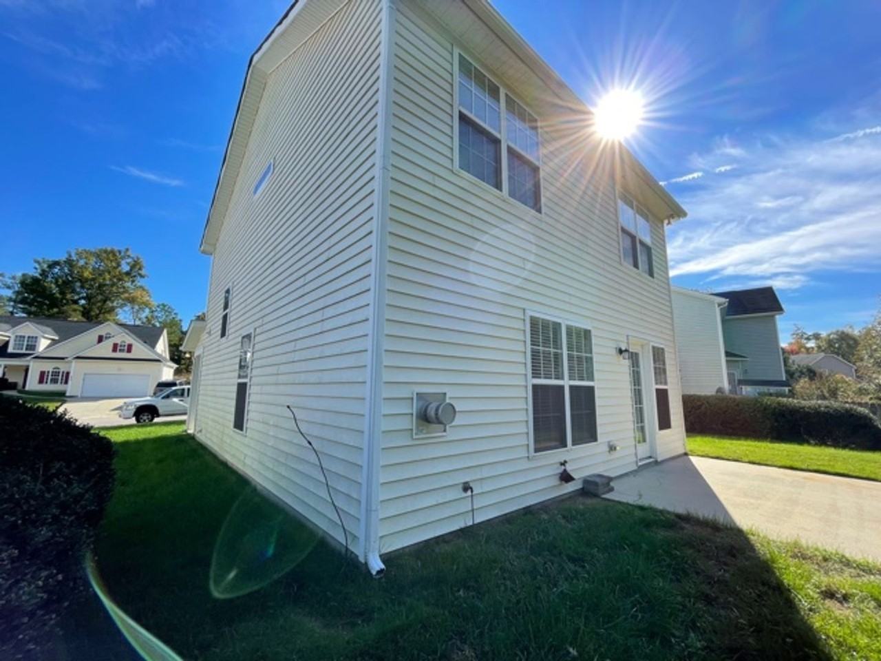 433 Holly Thorn Trce - Photo 6 of 31