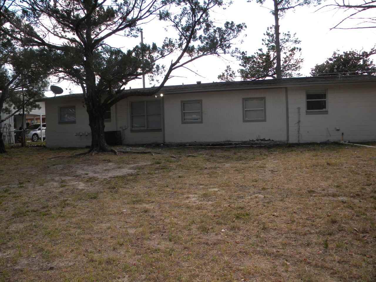 5917 Wolf Rd - Photo 3 of 17