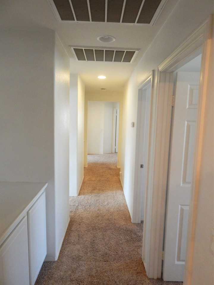 29391 Owl Creek Ct - Photo 5 of 35