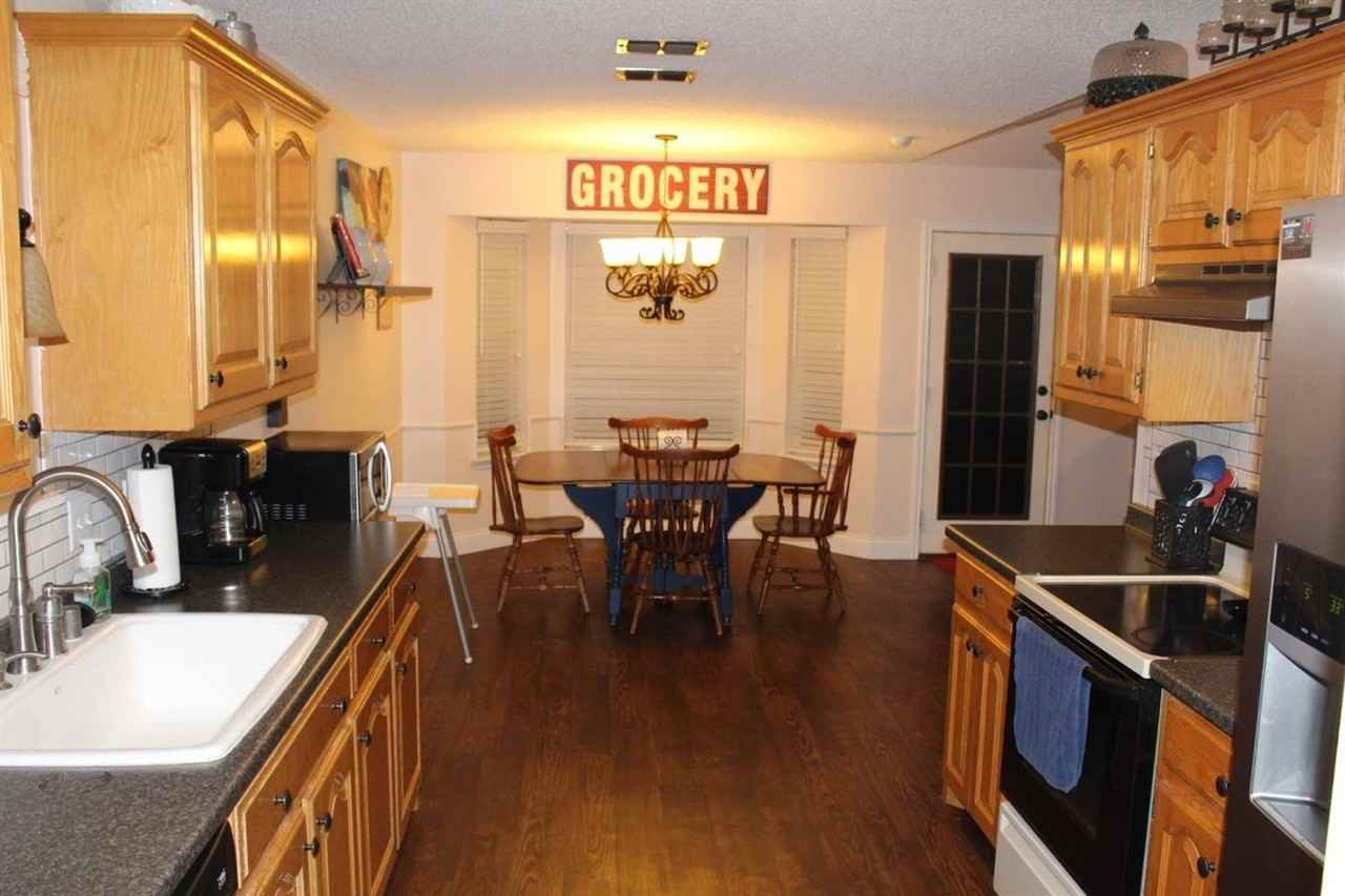 6133 9th St - Photo 4 of 33