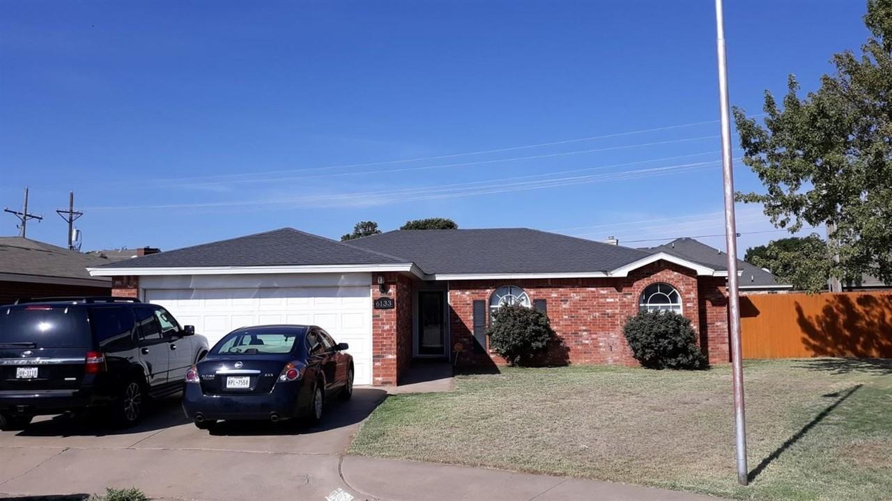 6133 9th St - Photo 7 of 33