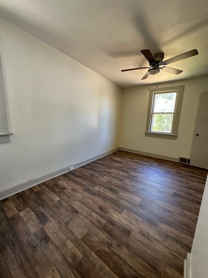 3412 Meyer Ave - Photo 7 of 14
