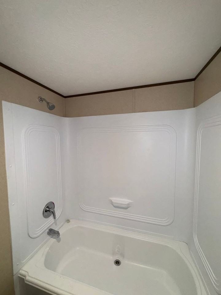 1007 Alexandria Rd Sw - Photo 6 of 11