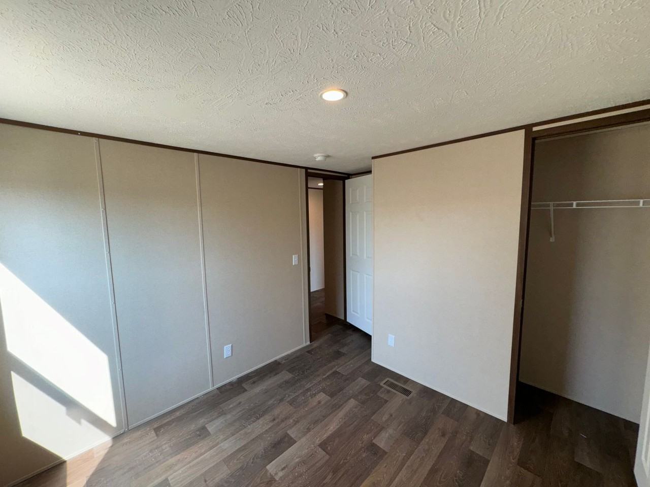 1007 Alexandria Rd Sw - Photo 7 of 11