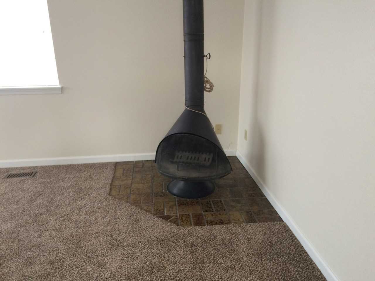 1323 S Skyline Dr - Photo 5 of 10