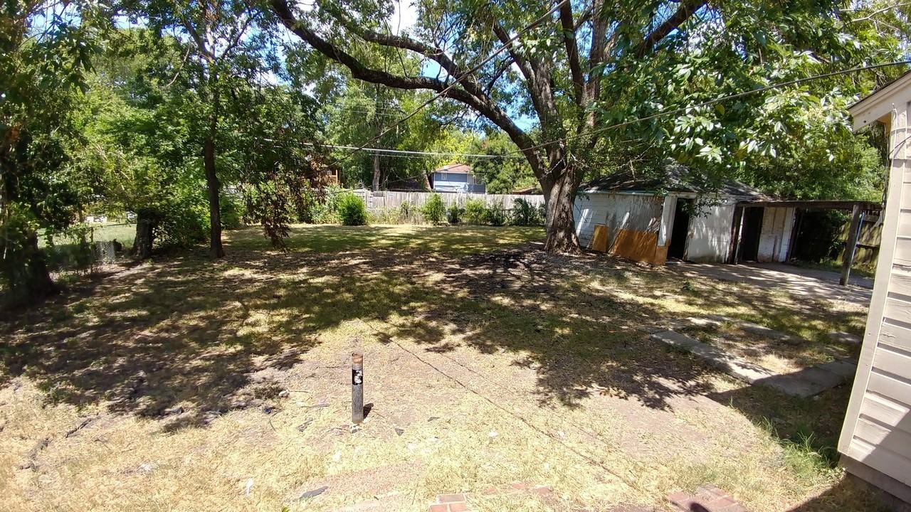 6035 Overlook Dr - Photo 2 of 18