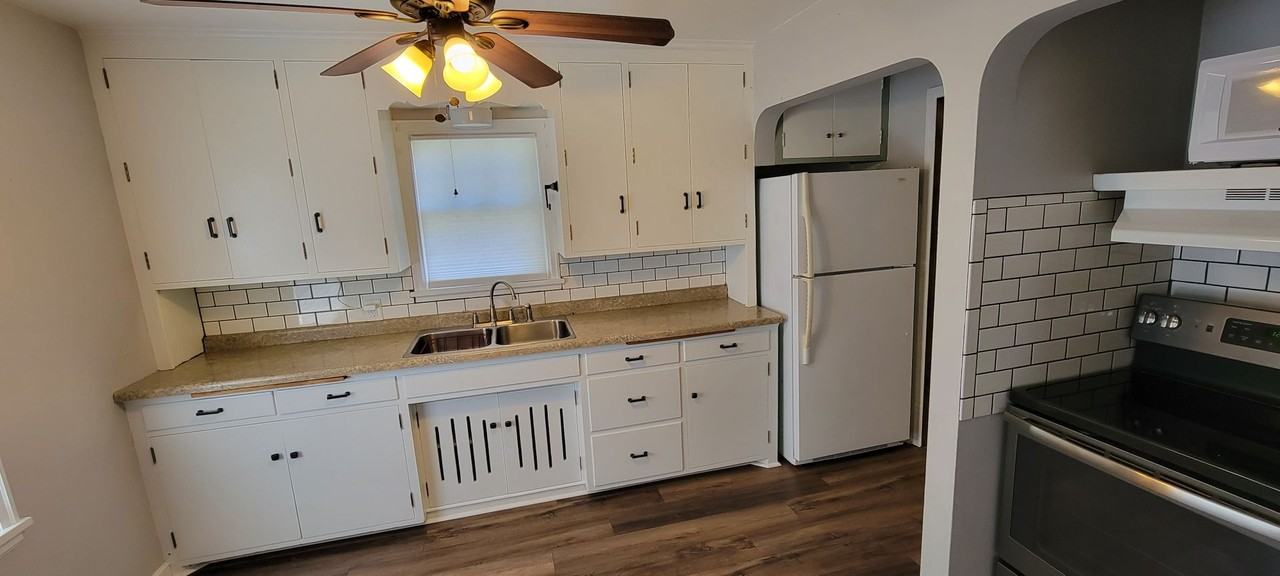 4211 London Rd - Photo 5 of 29