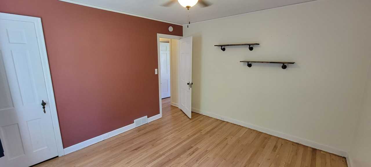 4211 London Rd - Photo 6 of 29